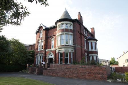 Salfordian Southport Exterior photo